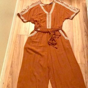 American Eagle jumper